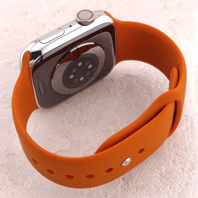 Silicone sport watch strap for Apple Watch - Varun | SMANIQUE