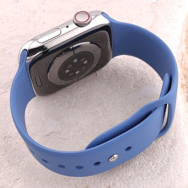 Silicone sport watch strap for Apple Watch - Varun | SMANIQUE