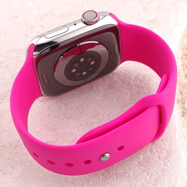 Silicone sport watch strap for Apple Watch - Varun | SMANIQUE