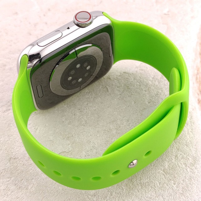 Silicone sport watch strap for Apple Watch - Varun | SMANIQUE