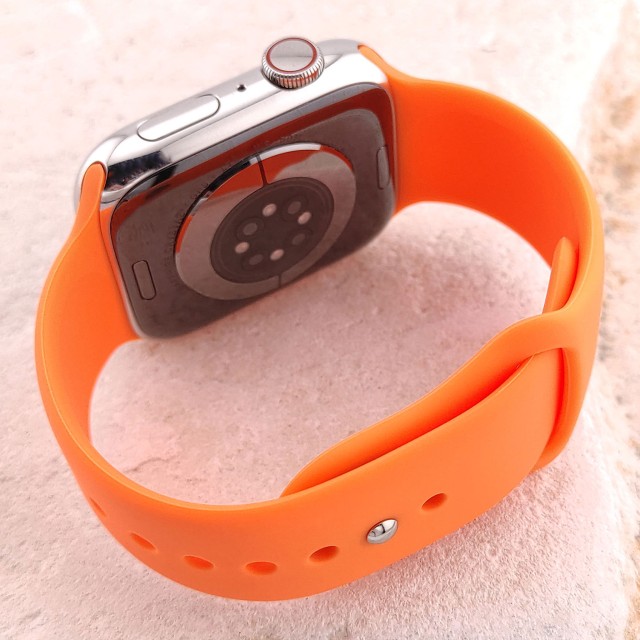 Silicone sport watch strap for Apple Watch - Varun | SMANIQUE