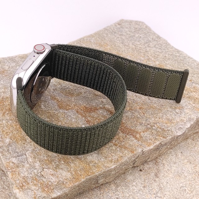 Bracelet de montre sport en nylon avec fermeture auto-agrippante pour Apple Watch - Saturno | SMANIQUE