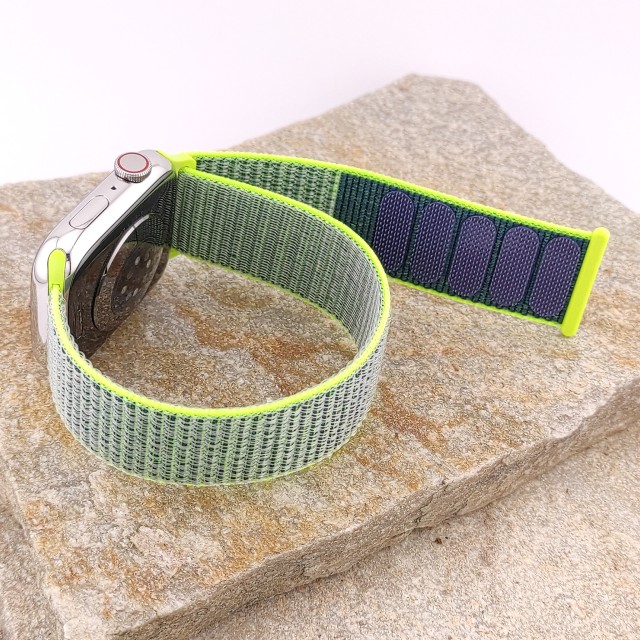 Nylon sport watch band with hook-and-loop for Apple Watch - Saturno | SMANIQUE