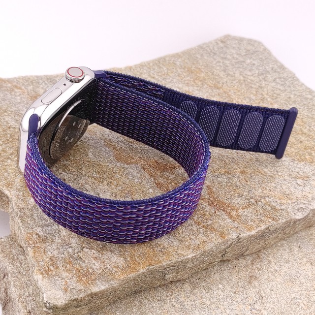 Cinturino sportivo in nylon con chiusura a strappo per Apple Watch - Saturno | SMANIQUE