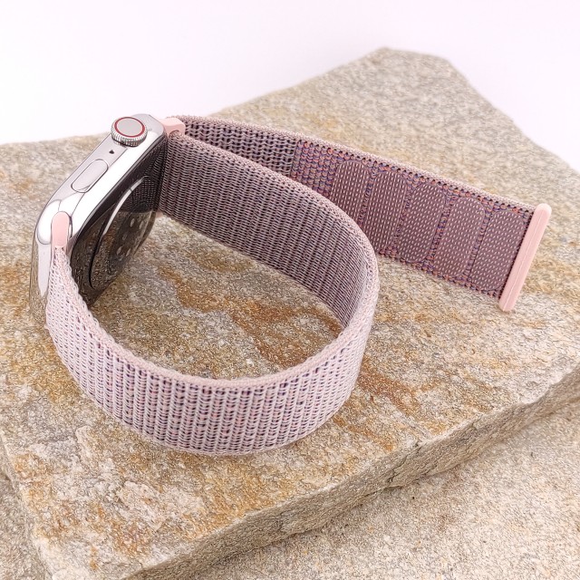 Sport-Uhrenarmband aus Nylon mit Haken-und-Flausch-Verschluss für Apple Watch - Saturno | SMANIQUE