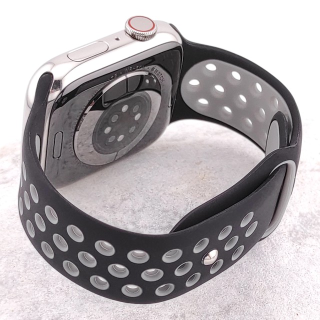 Breathable sport silicone watch strap for Apple Watch - Varun Sport | SMANIQUE