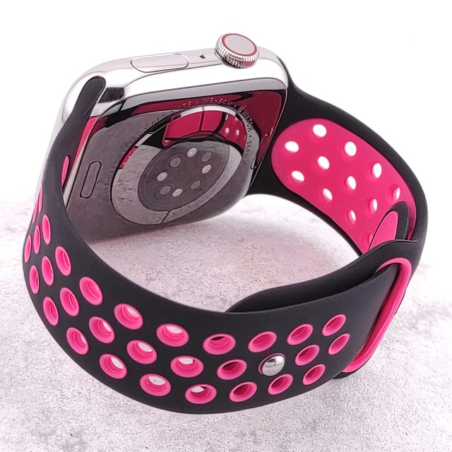 Breathable sport silicone watch strap for Apple Watch - Varun Sport | SMANIQUE