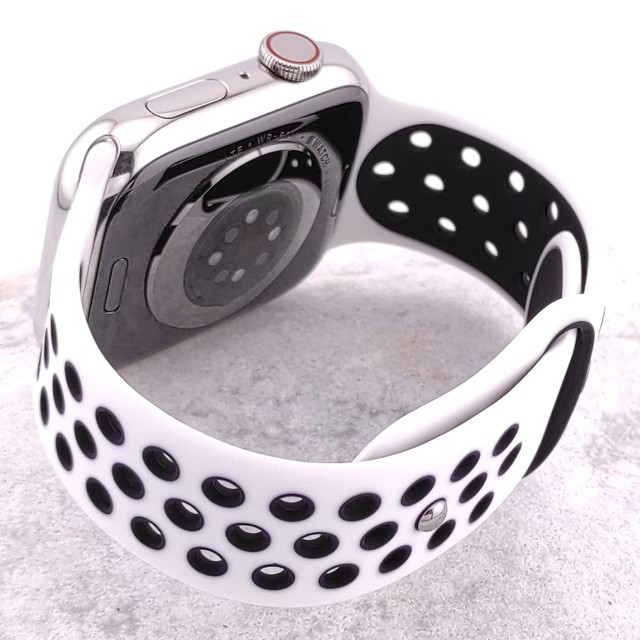 Breathable sport silicone watch strap for Apple Watch - Varun Sport | SMANIQUE