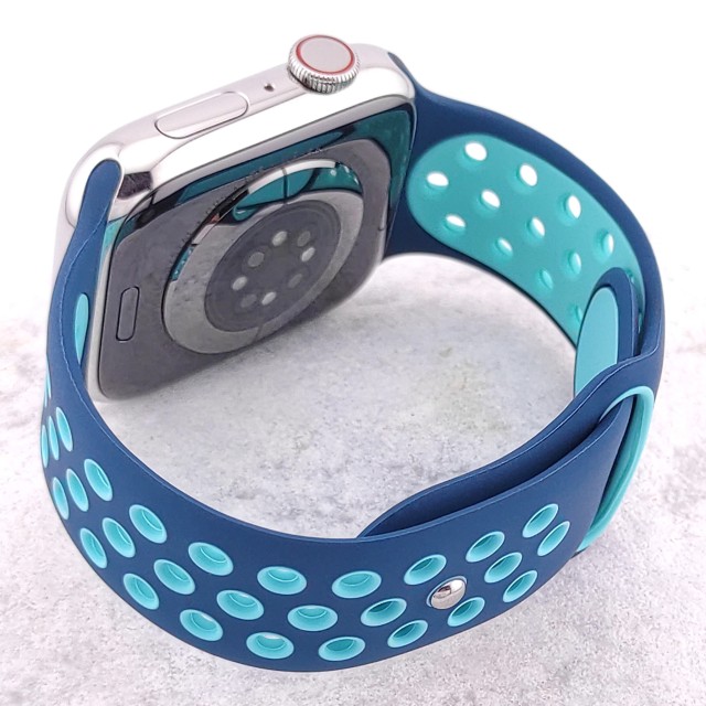 Breathable sport silicone watch strap for Apple Watch - Varun Sport | SMANIQUE